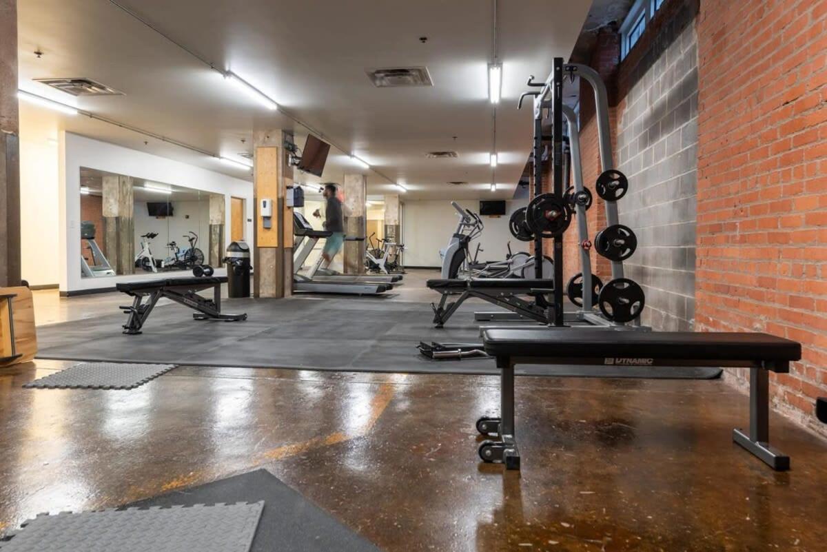2Br 2Ba Spacious Historic Loft With Gym By Envitae Kansas City Zewnętrze zdjęcie