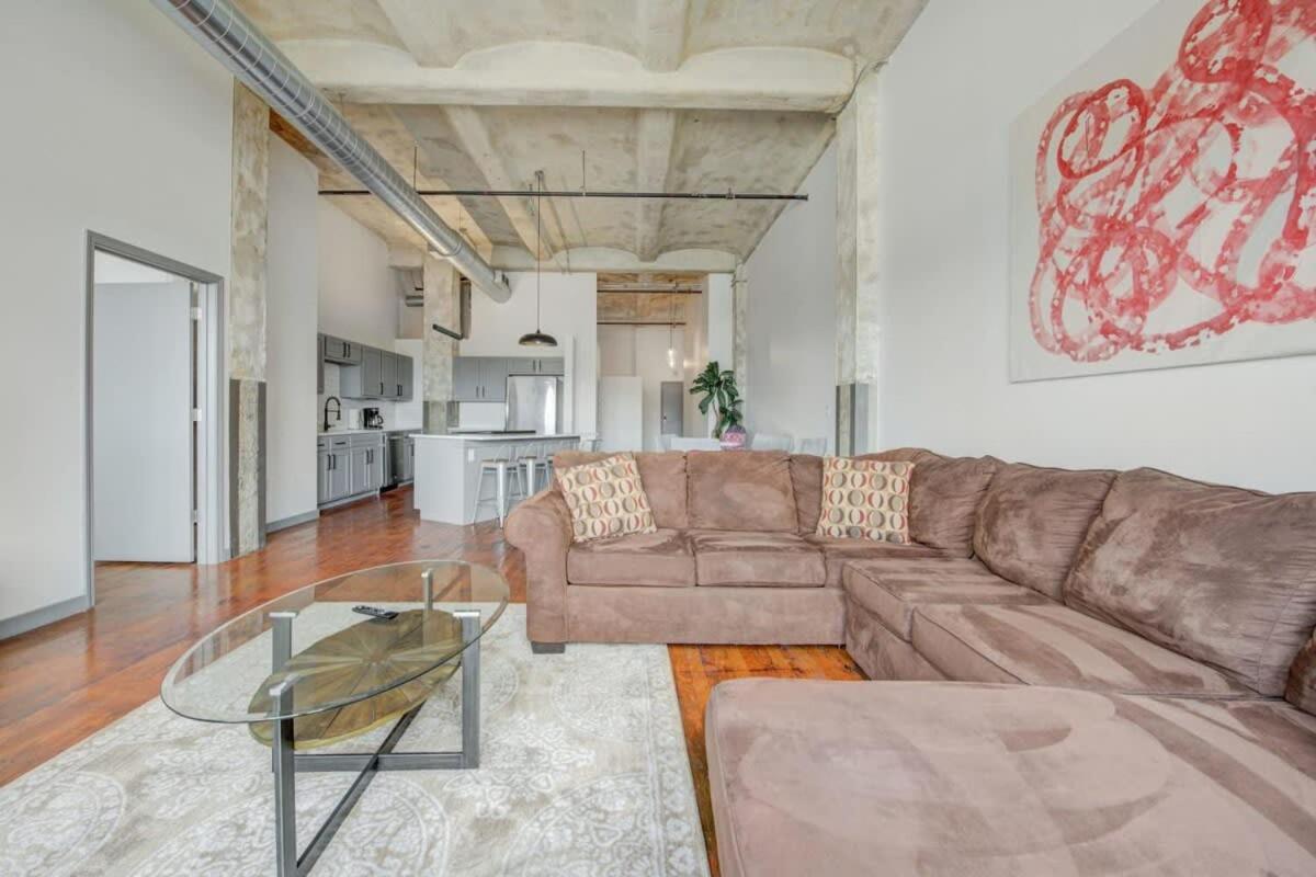 2Br 2Ba Spacious Historic Loft With Gym By Envitae Kansas City Zewnętrze zdjęcie